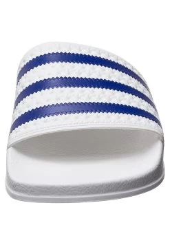 Adidas Originals Adilette W - Badslippers - Ftwr White/Lucid Blue/Ftwr White -Chique Schoenen Winkel 1eb29341d8e84af99315ac3d766a6034