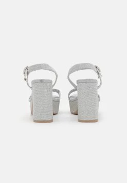 Xti Sandalen Met Hoge Hak - Silver 9 Xti Sandalen Met Hoge Hak - Silver -Chique Schoenen Winkel 246992a571da48ac903e143105d6cc9d