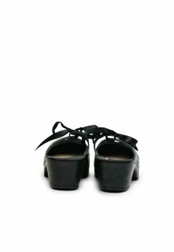 Knyta - Clogs - Black -Chique Schoenen Winkel 4bd9fe94fb6d47389ab1f661504c1488