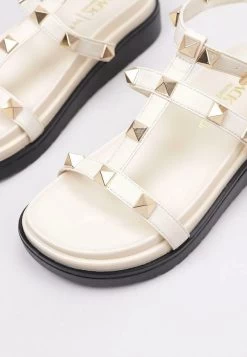 Aria - Sleehakken - Beige -Chique Schoenen Winkel 50cf23f6a4cb4466aa25a25dbebd1e8c