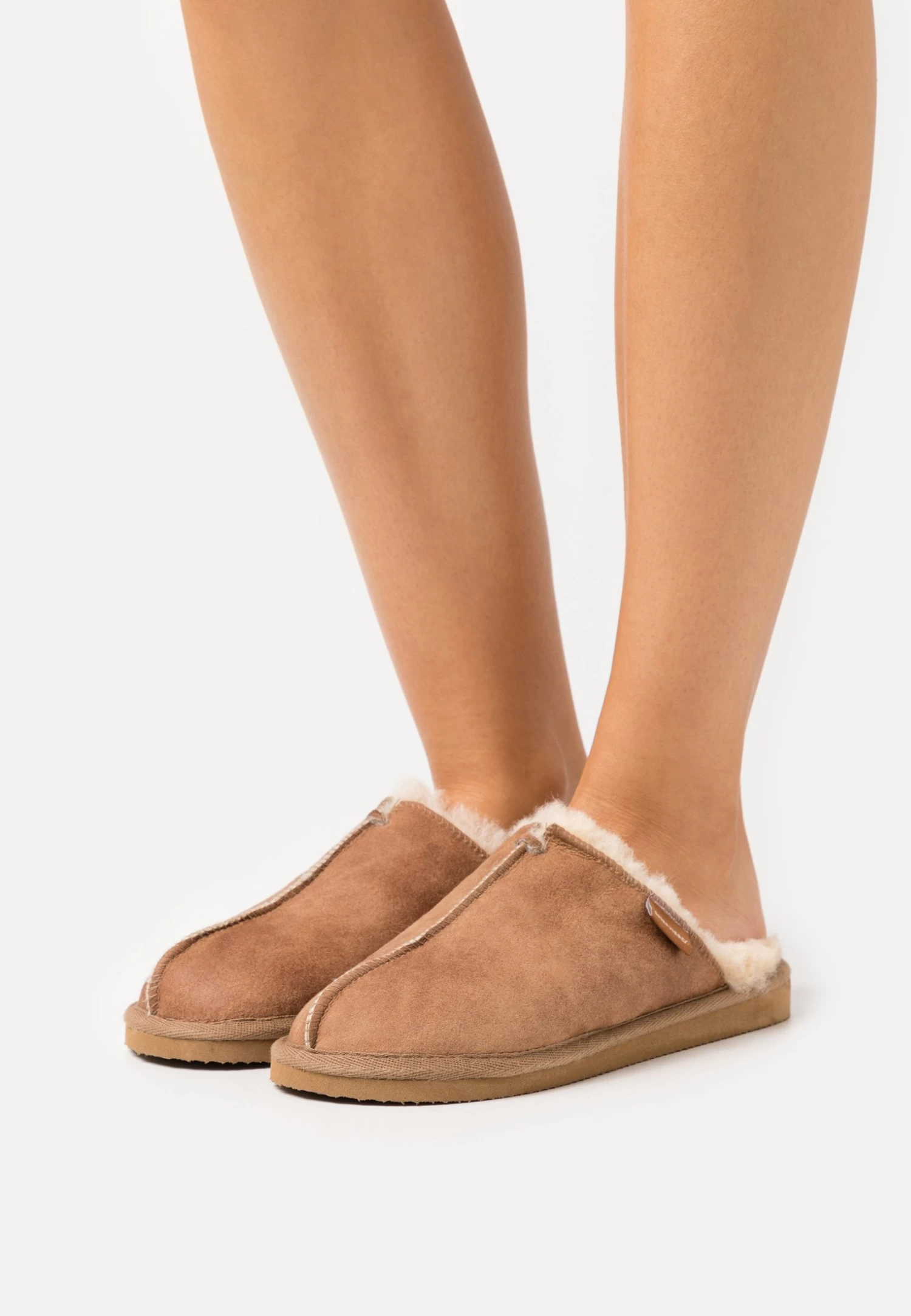 Shepherd Karla - Pantoffels - Antique Cognac 1 Shepherd Karla - Pantoffels - Antique Cognac