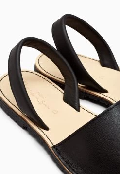 Next Beach- Sandalen - Black 11 Next Beach- Sandalen - Black -Chique Schoenen Winkel 642a4d70fe444c02b1ffc65fe49ca9b2