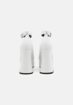 Lamoda Last Flight - Plateaupumps - White -Chique Schoenen Winkel 69e53c0a17b14dab85b1dc528b9555d7