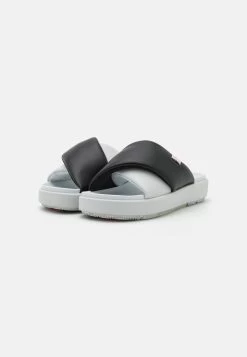 Jordan Sophia Slide - Muiltjes - Off White/Infrared/Black 10 Jordan Sophia Slide - Muiltjes - Off White/Infrared/Black -Chique Schoenen Winkel 6eb999d49c0f467188f9ac9fc31bda11