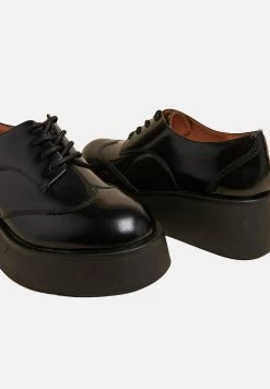 Marks & Spencer Leather Lace Up Platform - Wandelschoenen - Black 5 Marks & Spencer Leather Lace Up Platform - Wandelschoenen - Black -Chique Schoenen Winkel 73aae99107b548a0b25f6caf153cbf07