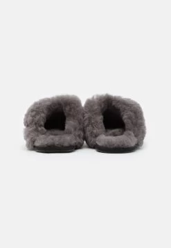 Ugg Scuffette - Pantoffels - Black/Grey 13 Ugg Scuffette - Pantoffels - Black/Grey -Chique Schoenen Winkel 7819fb7ac8b54957bb685c32c53ae088