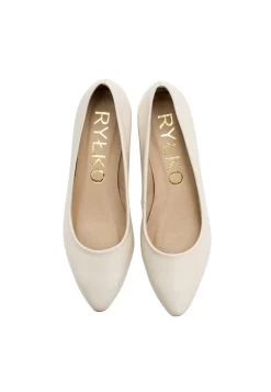 Bruidsschoenen - Beige -Chique Schoenen Winkel a6d85a1b50874fda9c5e96b3e6b4bbe1