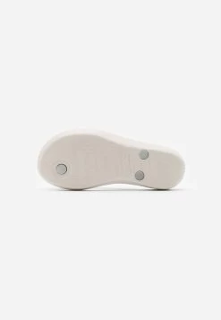 Fitflop Iqushion Ergonomic- Teenslippers - Silver -Chique Schoenen Winkel ab991b20f9d04759b61b92797cd92d24