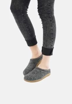 Chique Schoenen Winkel 43 Giesswein Veitsch - Pantoffels - Anthrazit