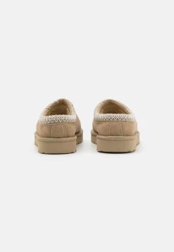 Ugg Tasman - Pantoffels - Mustard Seed/White -Chique Schoenen Winkel c2f87fae95474bc597c678d01fed6684