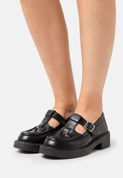 Pavement Jordan - Instappers - Black