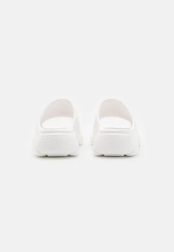 Buffalo Slide - Muiltjes - White -Chique Schoenen Winkel cb5c1a65f6d5417a9333e285568d2ca9