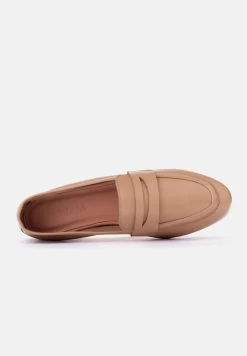 Unlined- Instappers - Beige -Chique Schoenen Winkel d4936bef7d204a869d07efb98c8af8ab