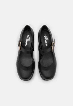 KOI FOOTWEAR Vegan Tira Classic Mary Janes - Plateaupumps - Black -Chique Schoenen Winkel e8dd5d4fb1994200b686866abf18e002
