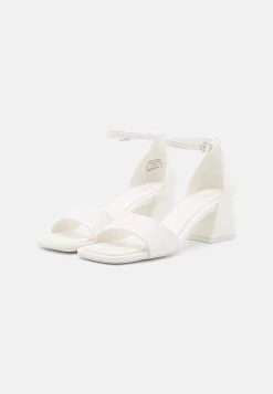 Call It Spring Vickie - Sandalen - White -Chique Schoenen Winkel ff5ed983b9a84557bec1a4ddcc333b69
